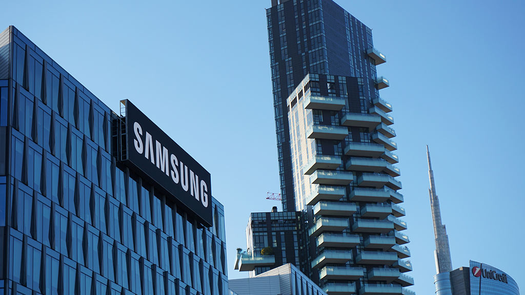 Samsung SDI's Shares Surge on Growth Prospects.