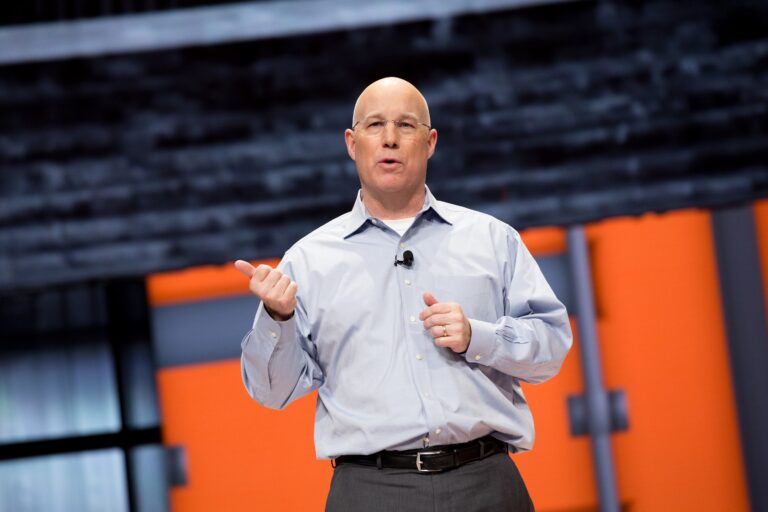 Bringing in Changes | Ted Decker | Home Depot