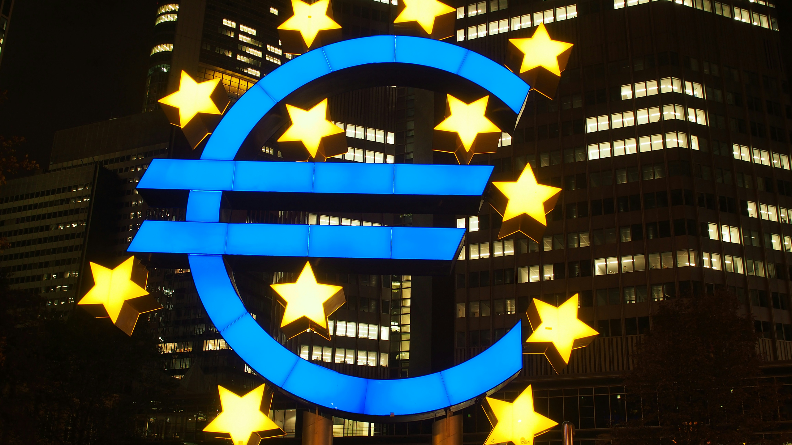 IBEX 35 Slows to 11,400 Points Awaiting ECB Verdict